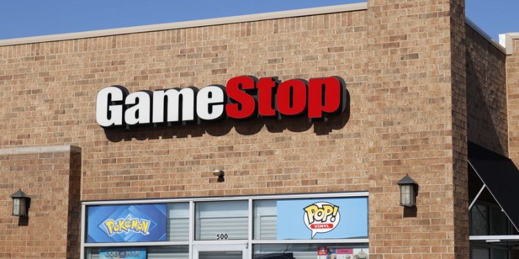 Should you buy GME shares as Ryan Cohen ties his salary to GameStop stock performance?