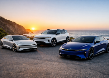 Lucid stock falling wedge pattern points to a surge after earnings